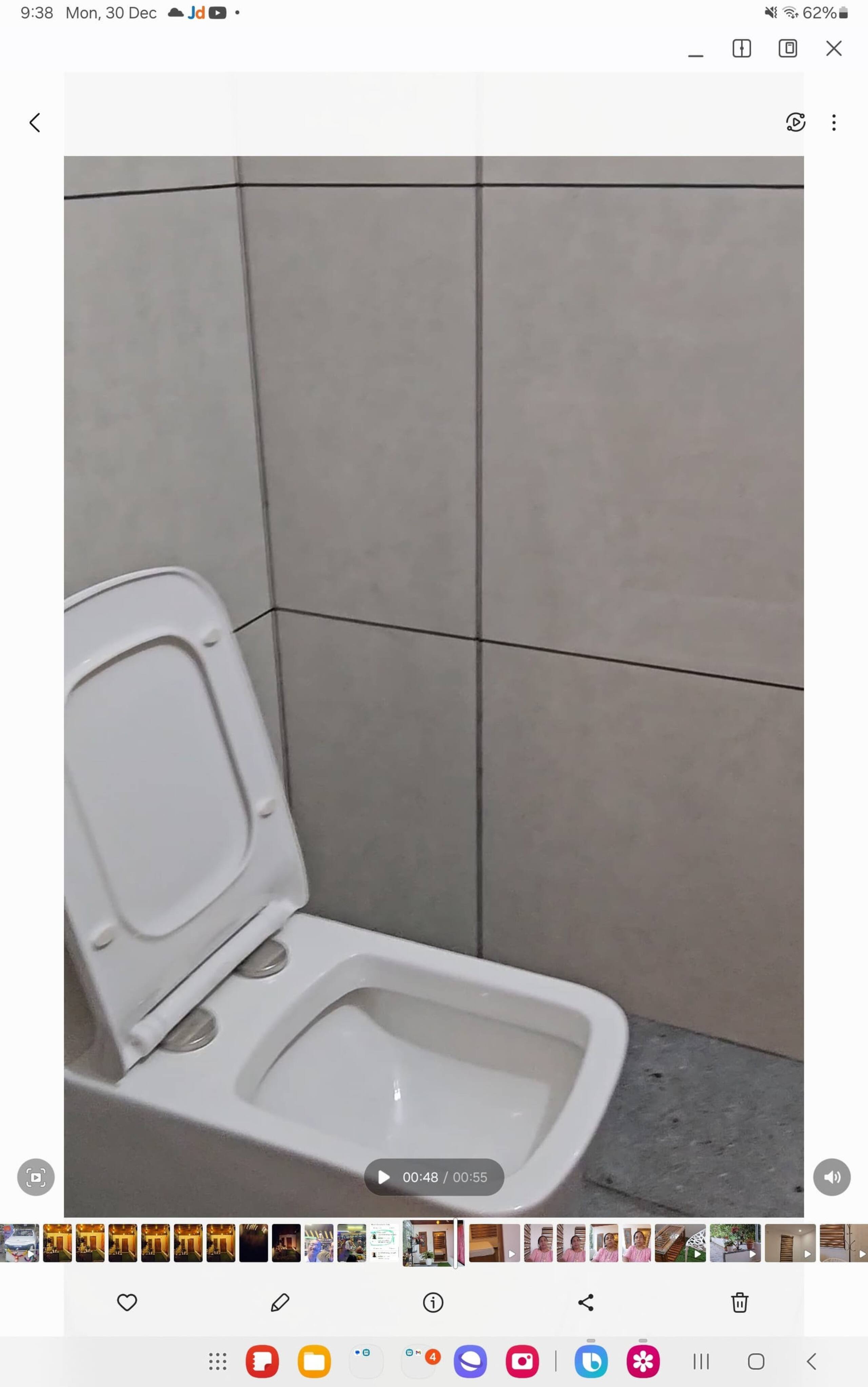 One room with private entrance., — photo 4