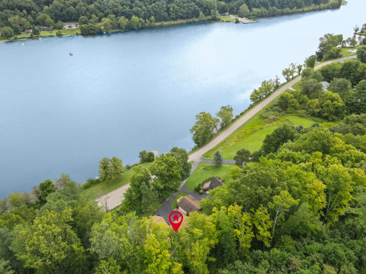 Lakefront in Logan 5