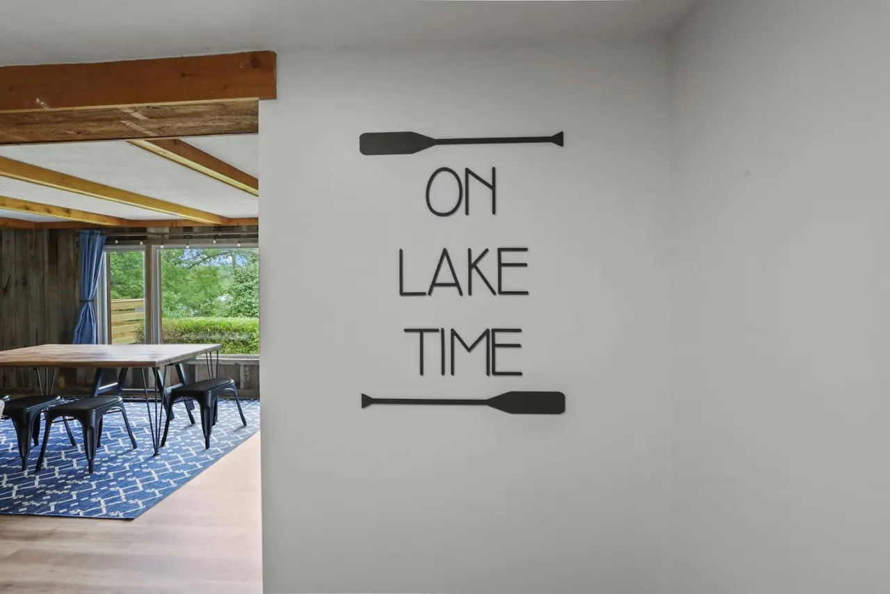 Lakefront in Logan 6