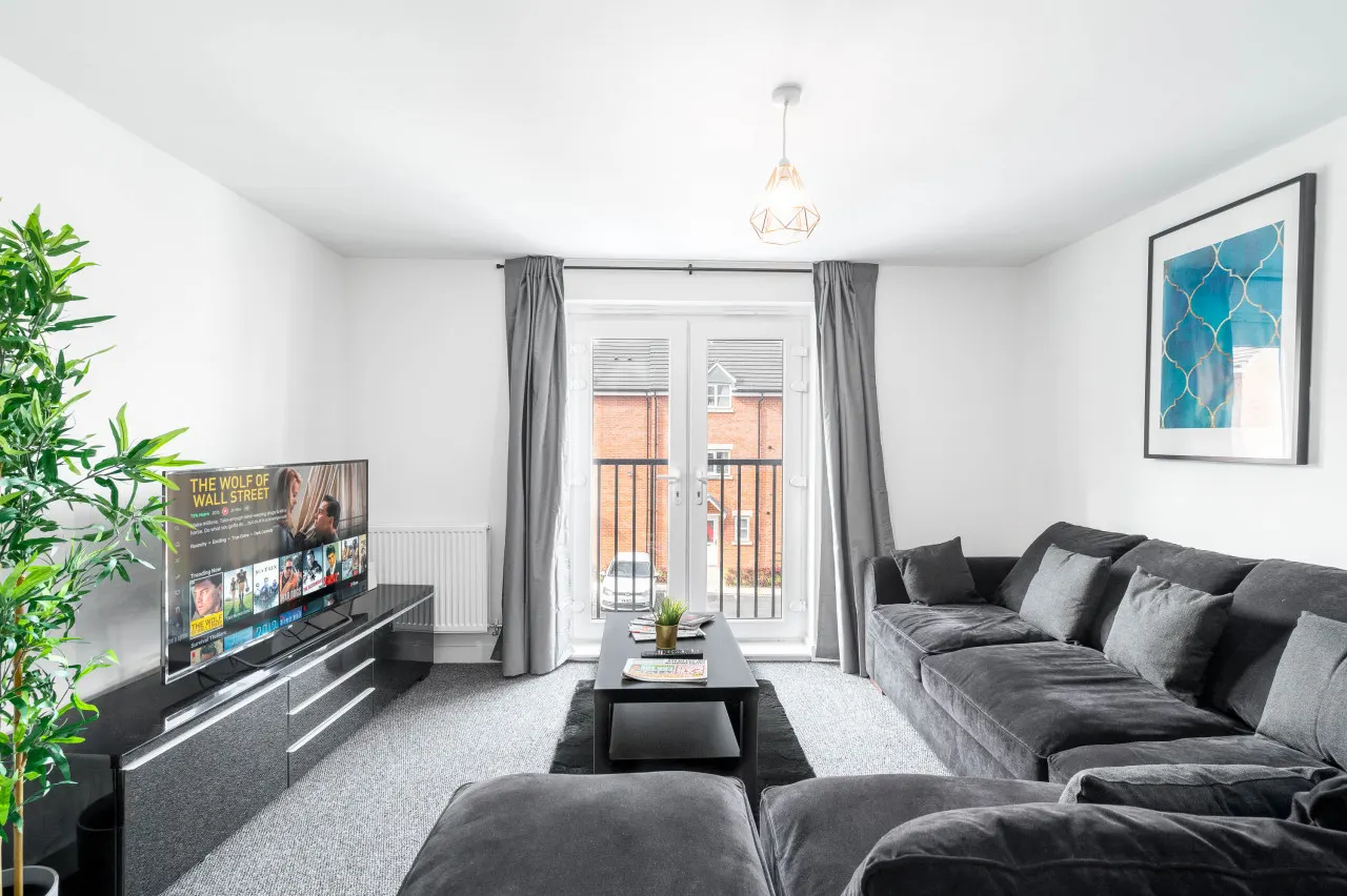 Selly Oak - Cozy Apartment - Parking - QE & Uni