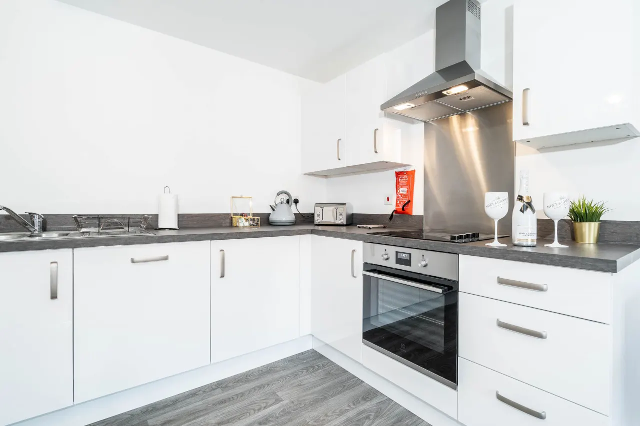 Selly Oak - Cozy Apartment - Parking - QE & Uni — photo 3