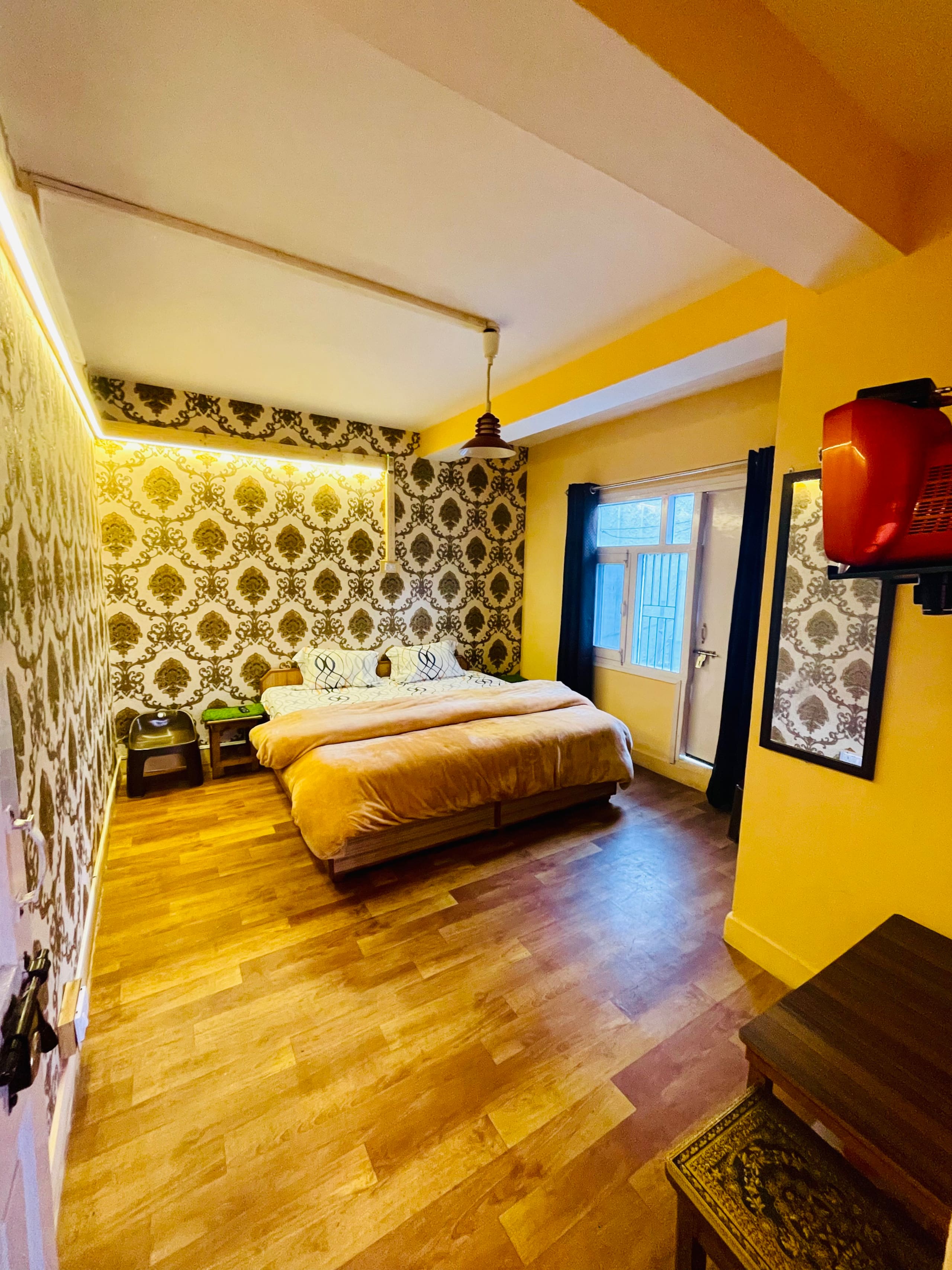 Atithi Devo Bhav: (Mall Road walkable) — photo 2