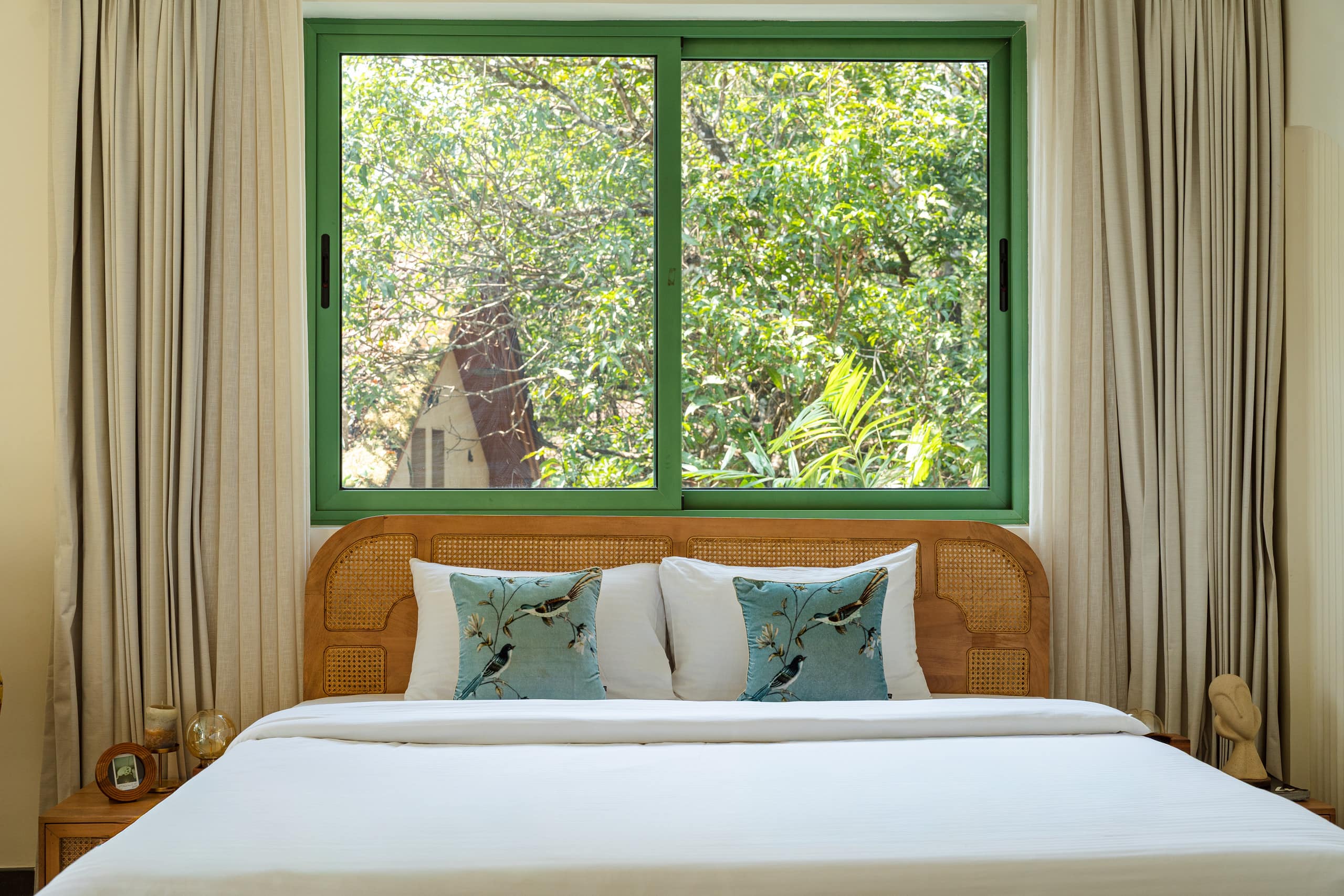 Celebrity Villa · Private Pool & Glass Sky Room 31