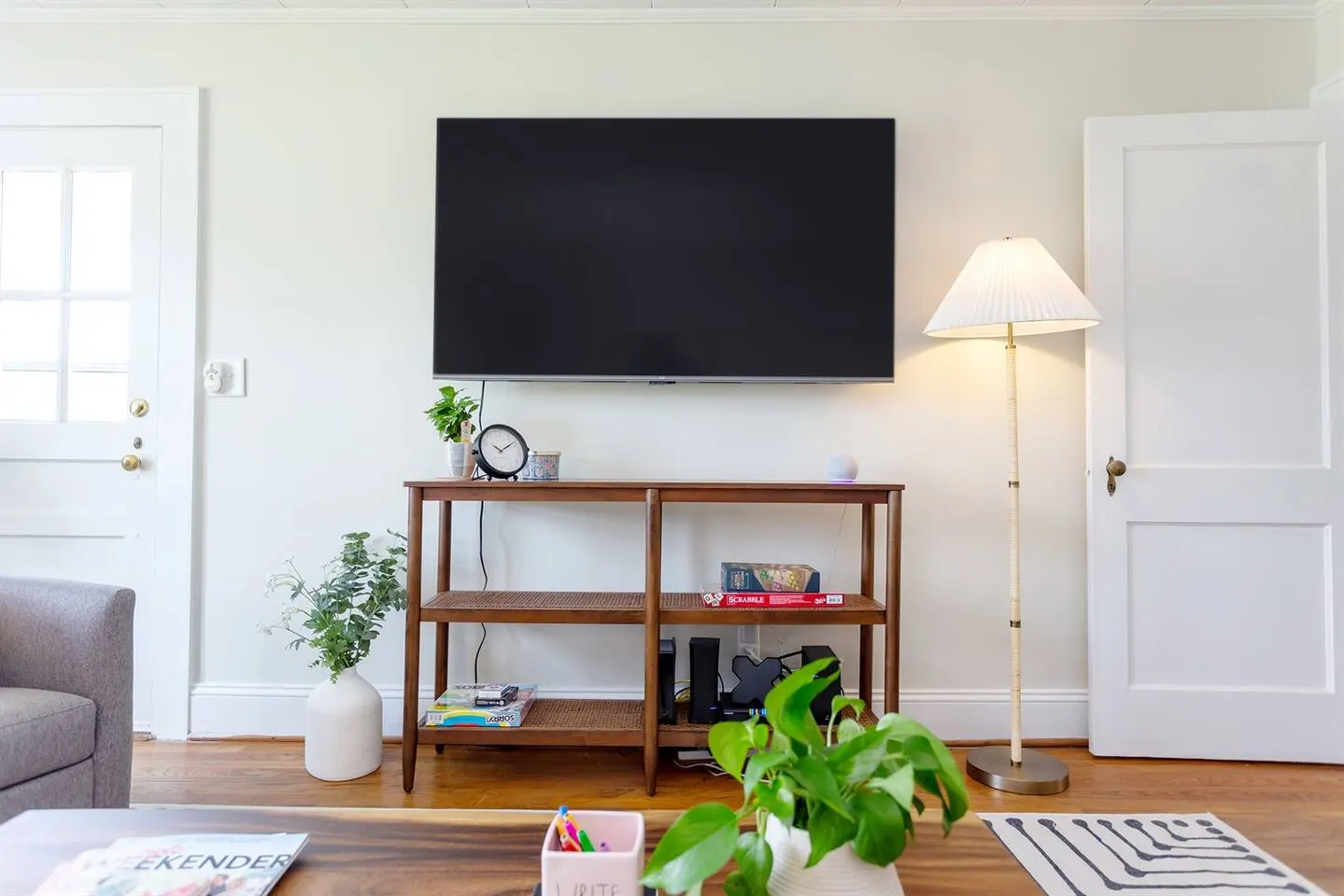 Cozy & Central Graham Escape BBQ Balcony 14