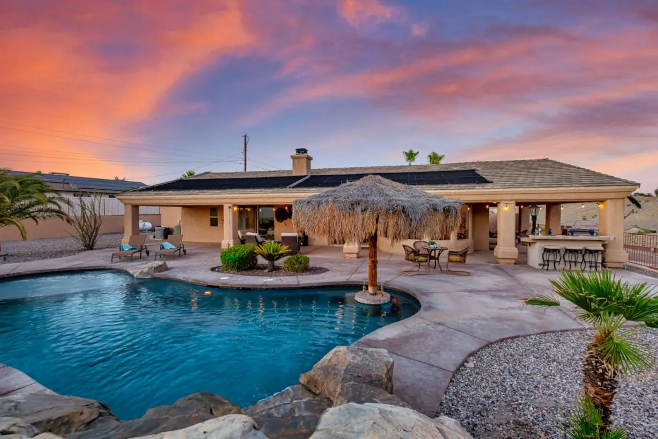 Casa Amigo - Pool, Spa, Backyard Oasis, Parking 8