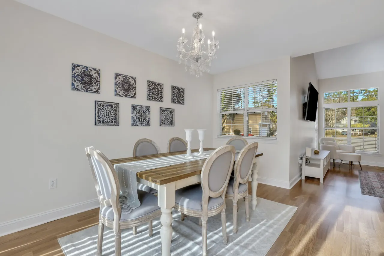 The Savannah Dream House: 3 Bed 2.5 Bath 13