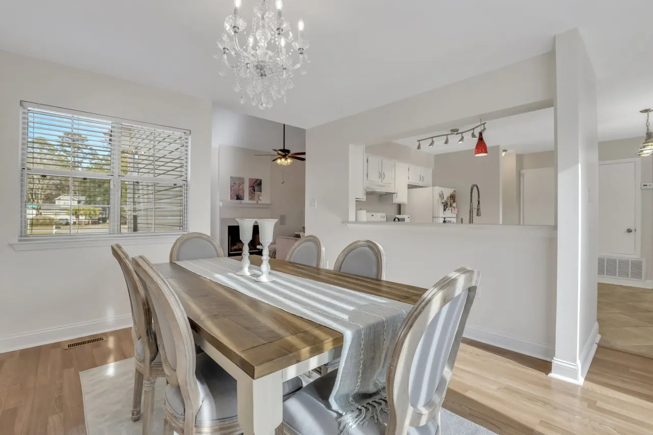 The Savannah Dream House: 3 Bed 2.5 Bath 14