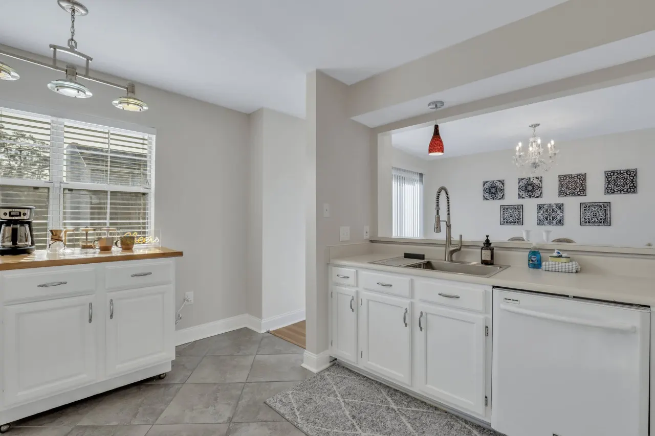 The Savannah Dream House: 3 Bed 2.5 Bath 17