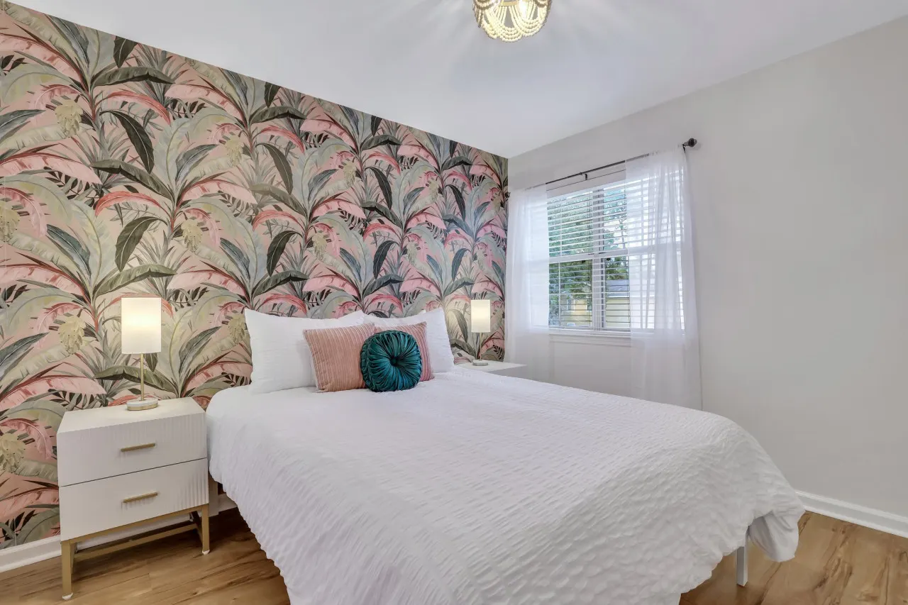 The Savannah Dream House: 3 Bed 2.5 Bath 5