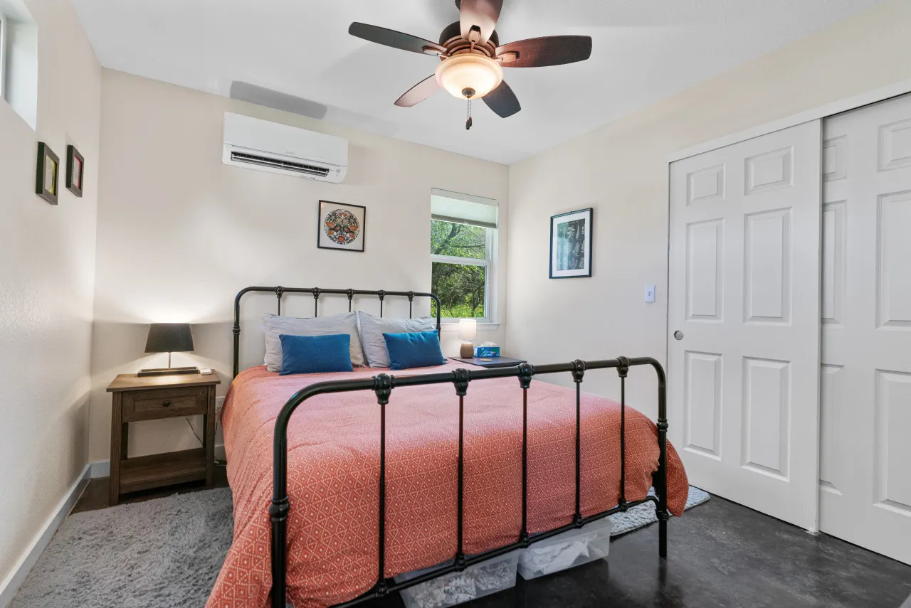 Secluded Guest House in beautiful setting