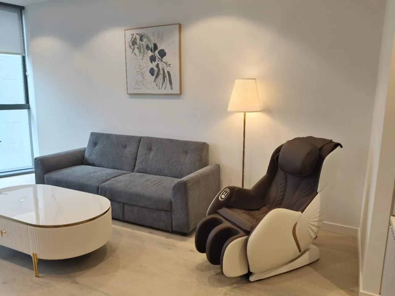 QW ONE Bedroom Apt 12