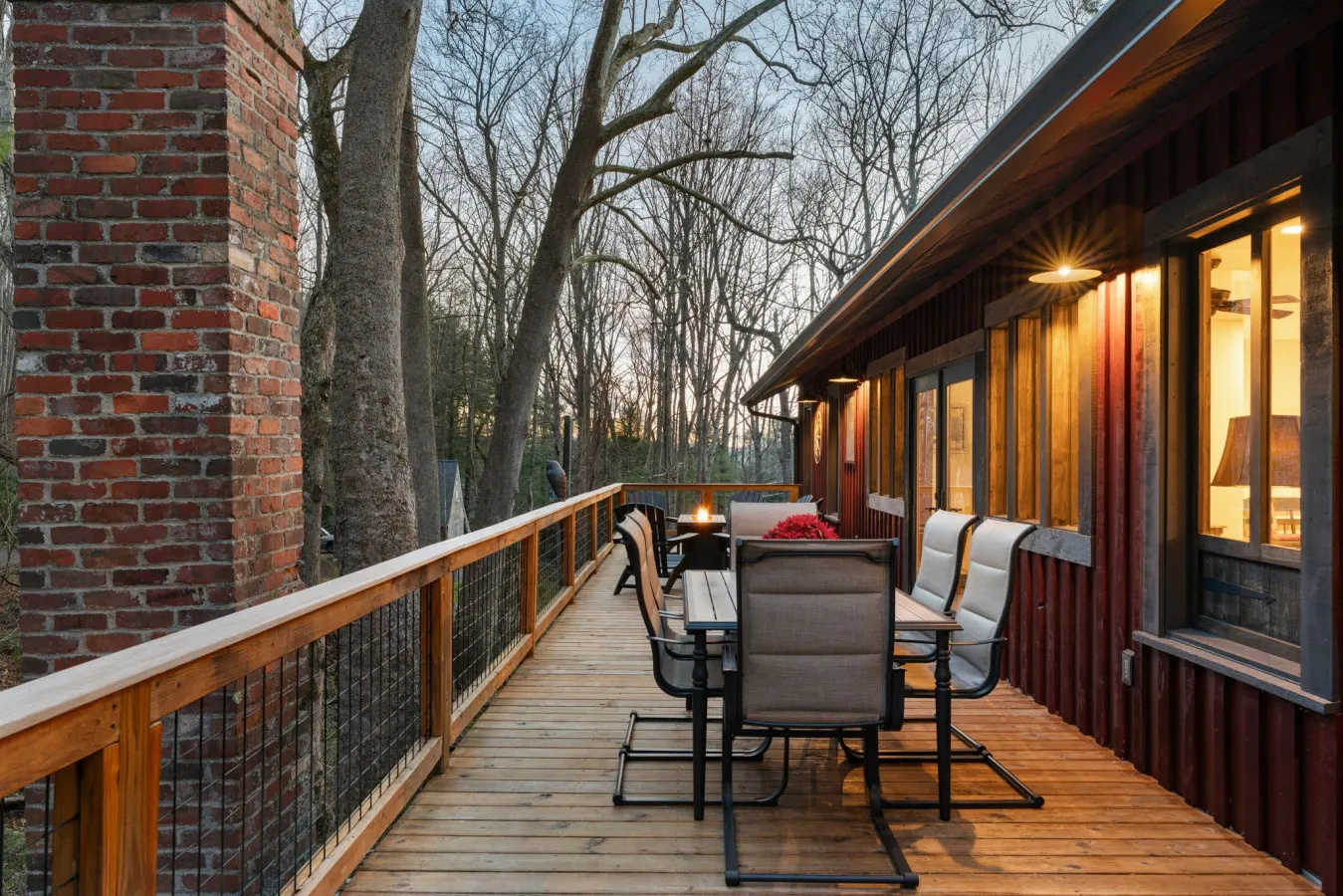 10 min to Asheville Creekside, Fire Table, Games 2