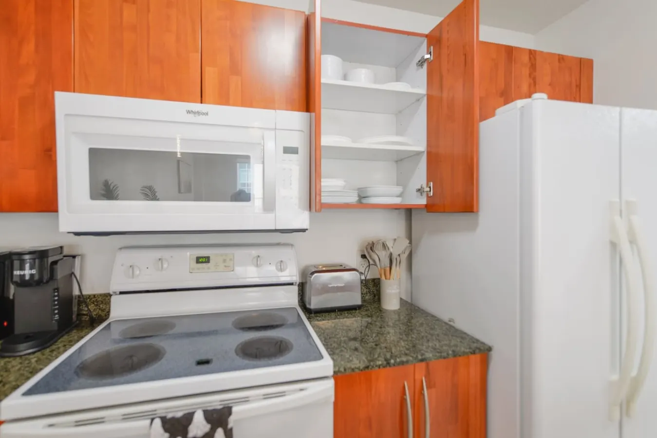 Beautiful Brickell Condo + Balcony/Free Parking 15