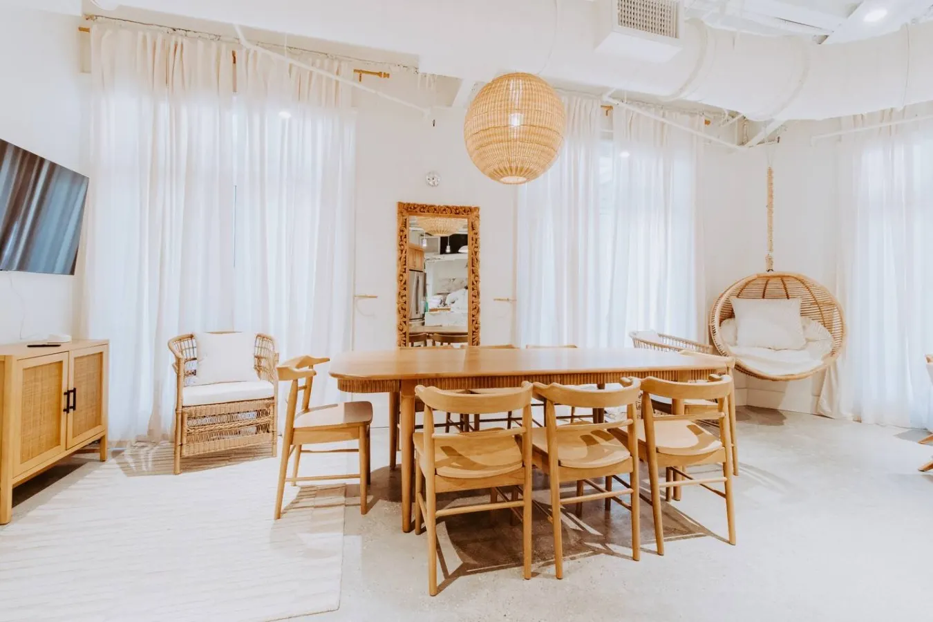 Coconut Casita with Wet Bar! Walk 2 Beach! 4 Pools 13