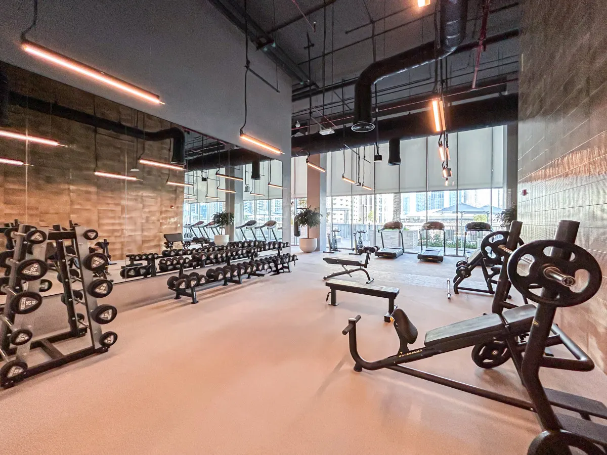 Minimal 1BR Minutes away from the Dubai Mall 18