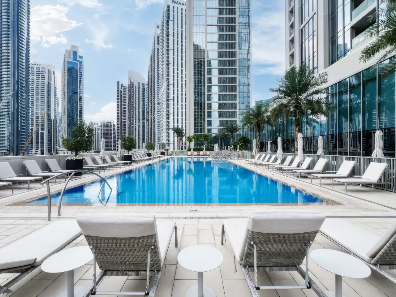 Minimal 1BR Minutes away from the Dubai Mall 5