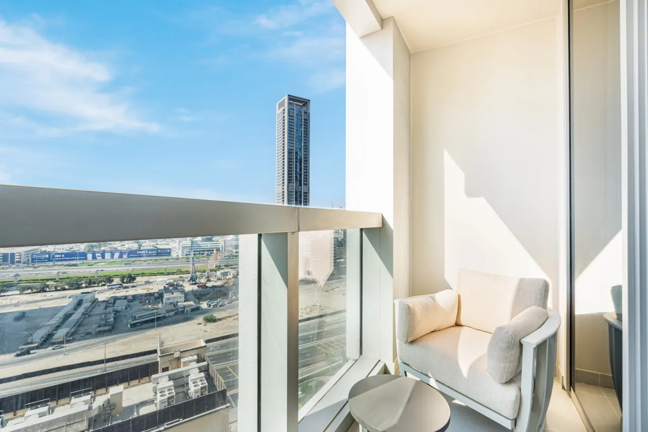 Minimal 1BR Minutes away from the Dubai Mall 6