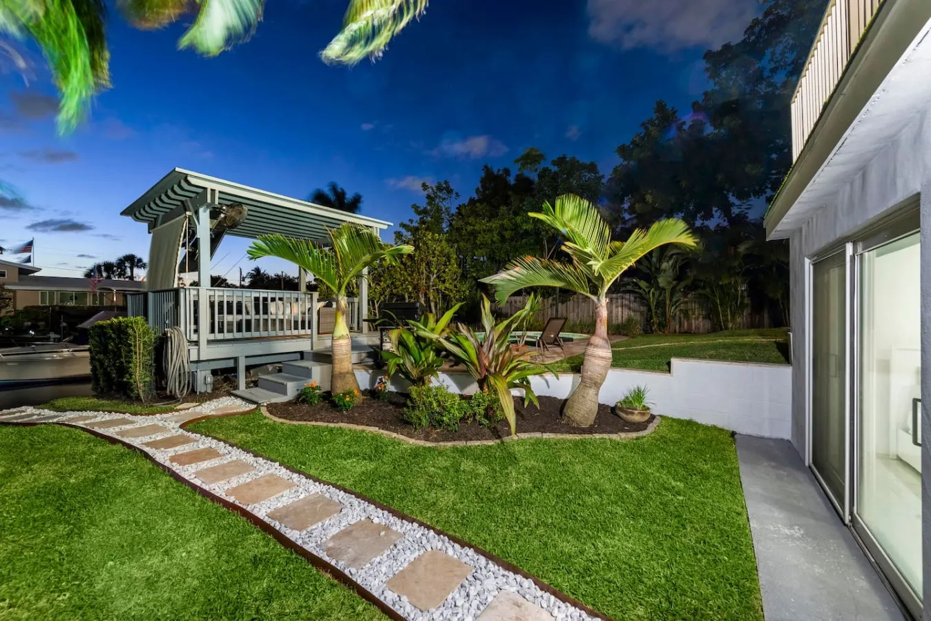 Extended Stay Waterfront Pool House 40' Boat Dock 14