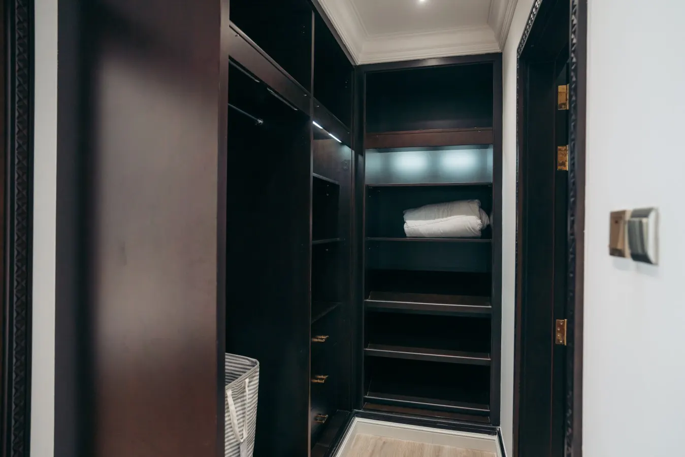 Jumeirah Beach Private Room Ensuite Bathroom 2