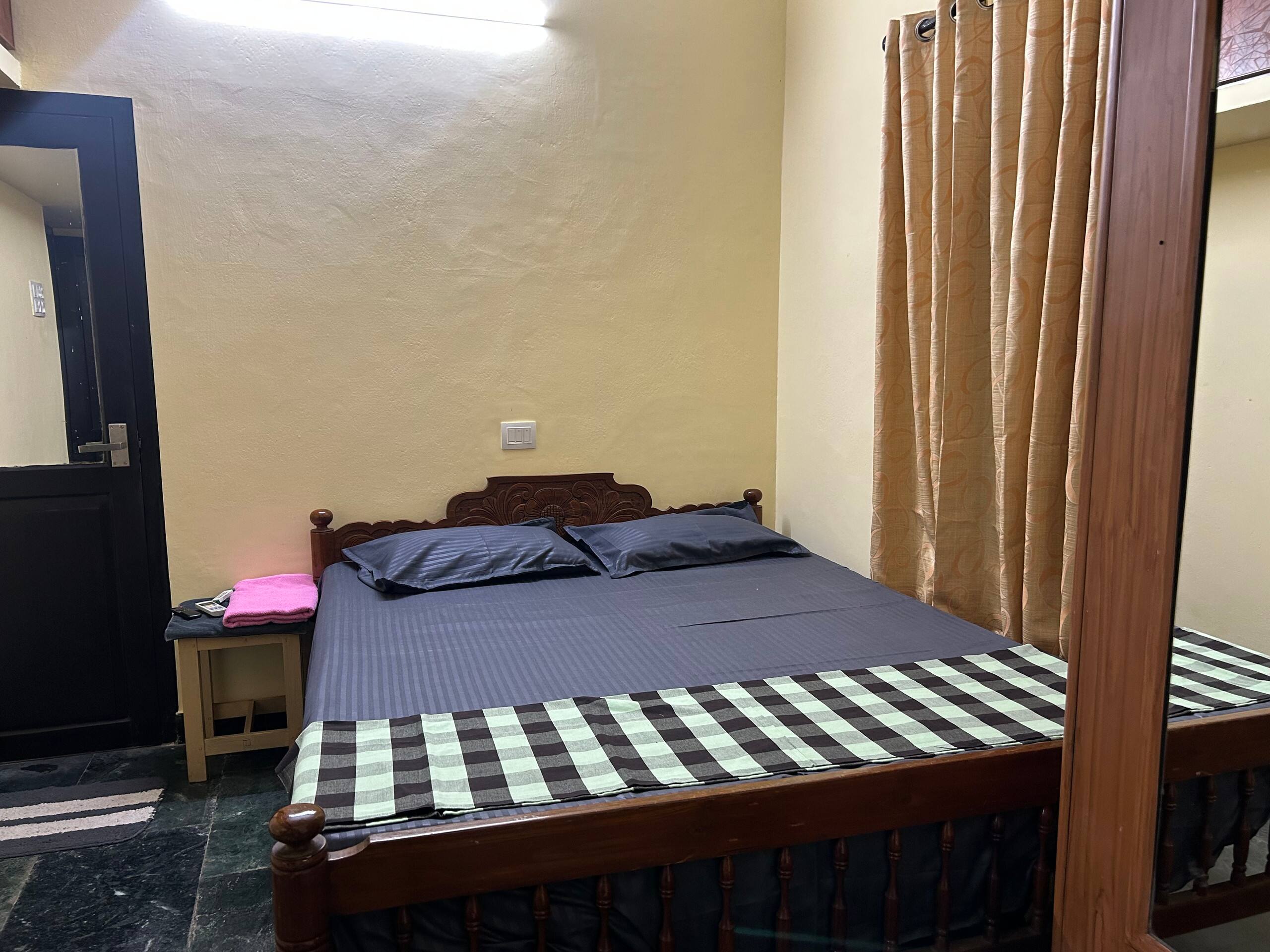 Bluebell A –Ground Floor Stay, 3 Bedrooms +Kitchen 15