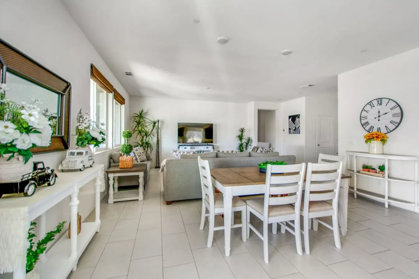 Indio Wordsworth - Pool, BBQ, Games, Fire Pit 9