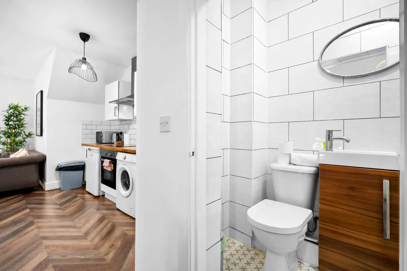 Stylish Apartment - Wolverhampton Centre 10