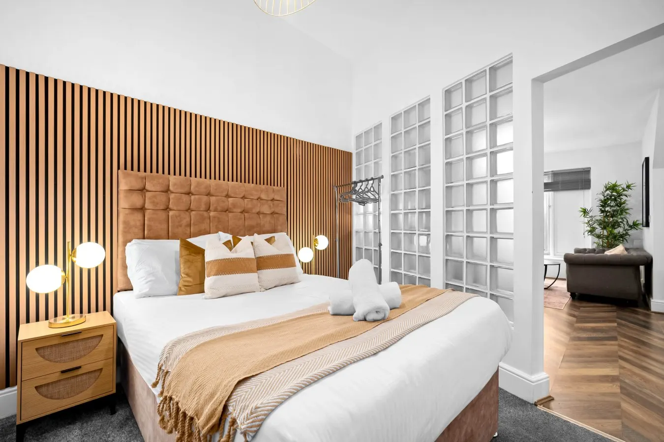 Stylish Apartment - Wolverhampton Centre 11