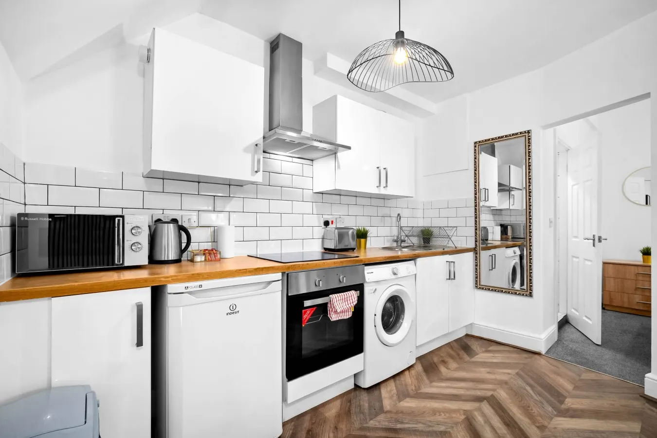 Stylish Apartment - Wolverhampton Centre 13