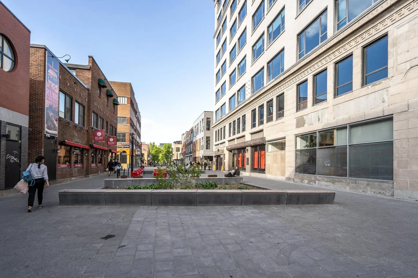 Cozy Renovated Studio near McGill & Festivals 8