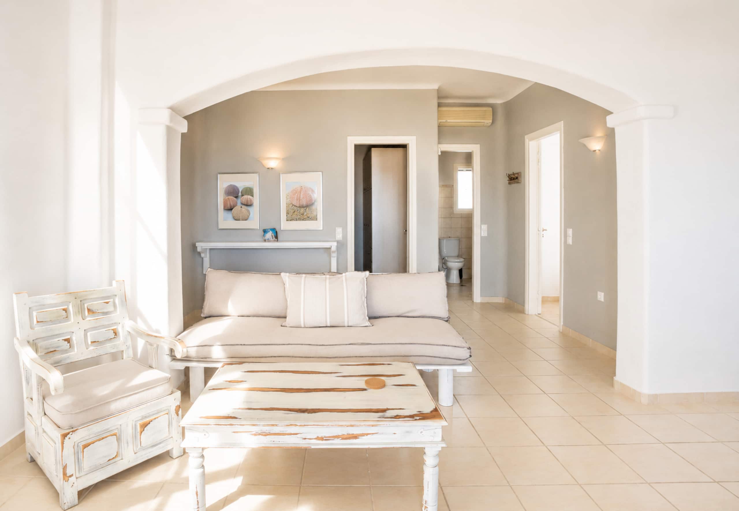 Family 2BR Sea View Apt | Shared Pool Panormos 10