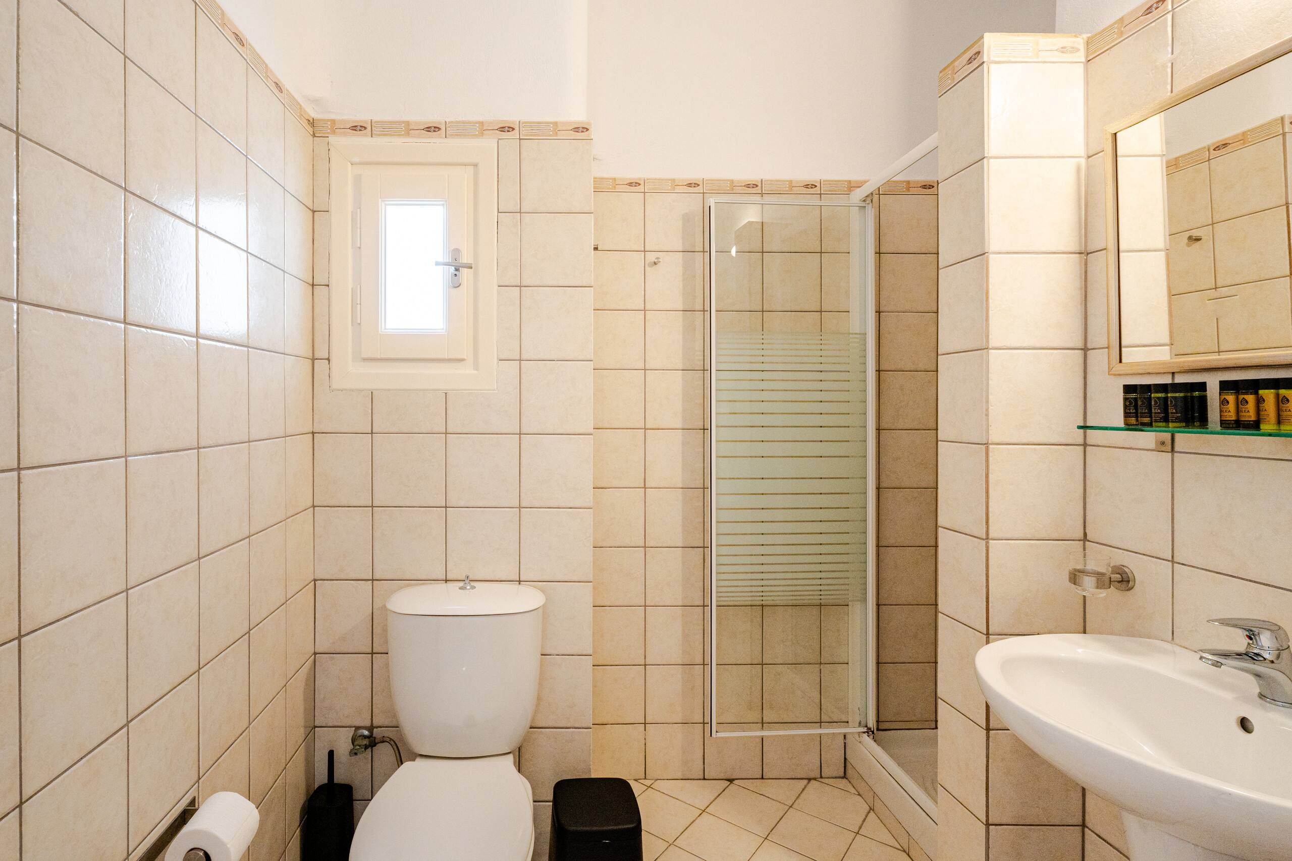 Family 2BR Sea View Apt | Shared Pool Panormos 25