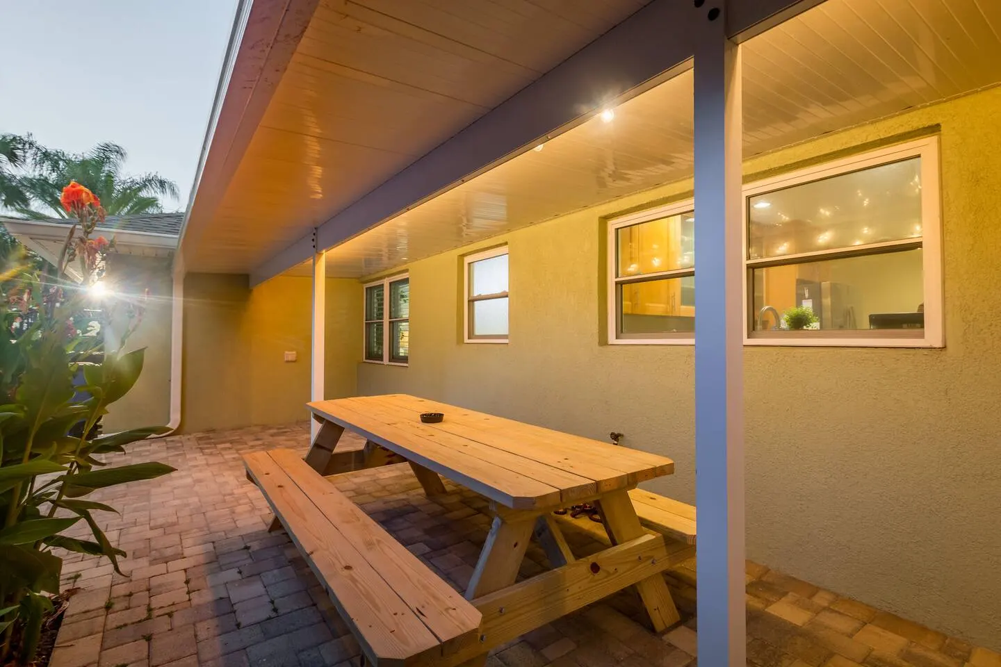 3BR Madeira Beach Getaway Walk to Gulf Dogs OK 10