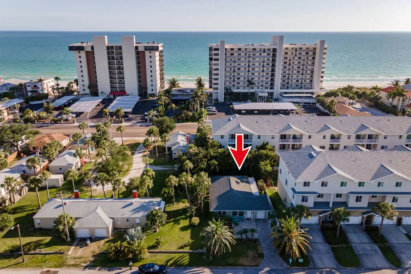 3BR Madeira Beach Getaway Walk to Gulf Dogs OK 12
