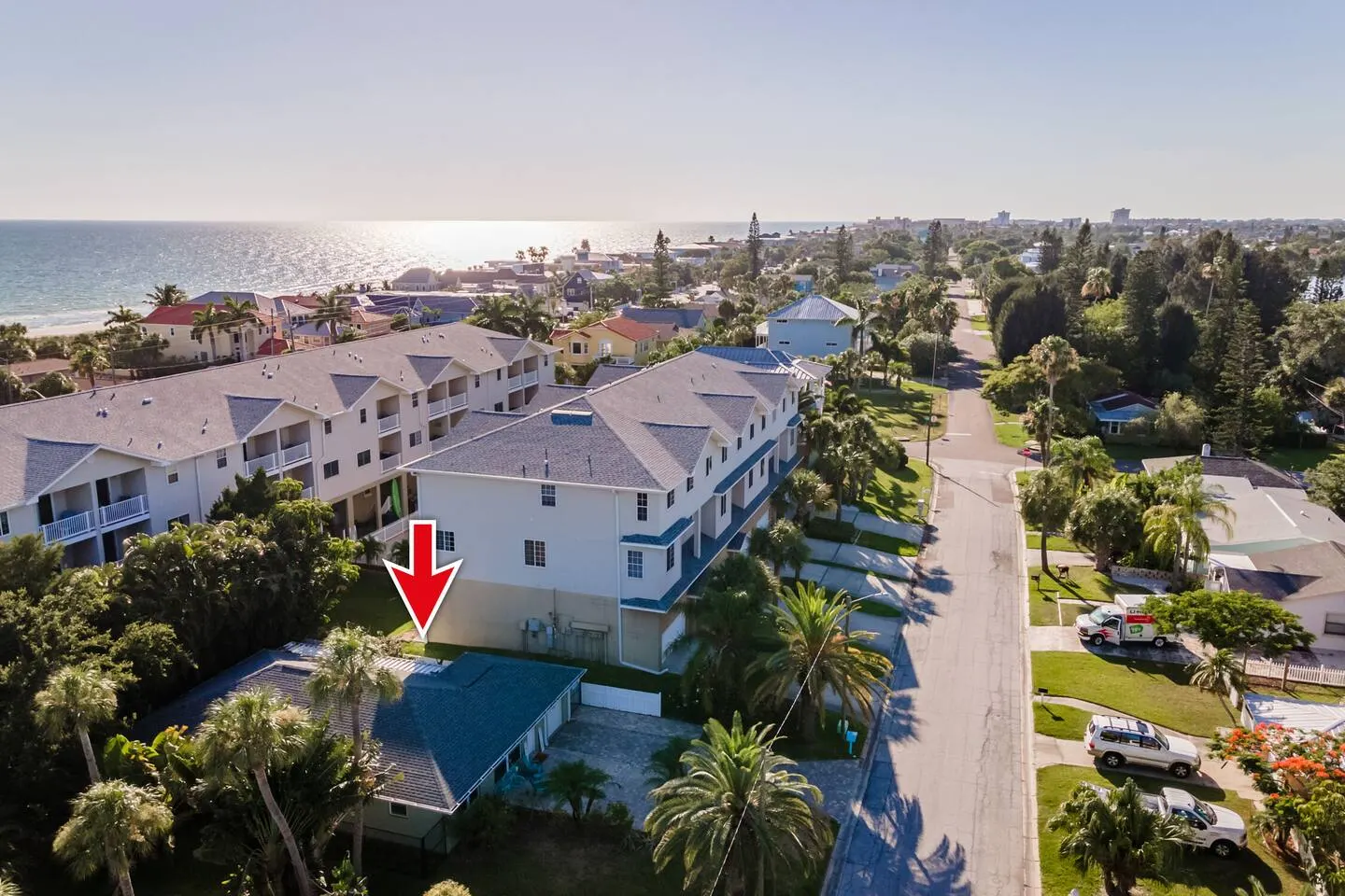 3BR Madeira Beach Getaway Walk to Gulf Dogs OK 16