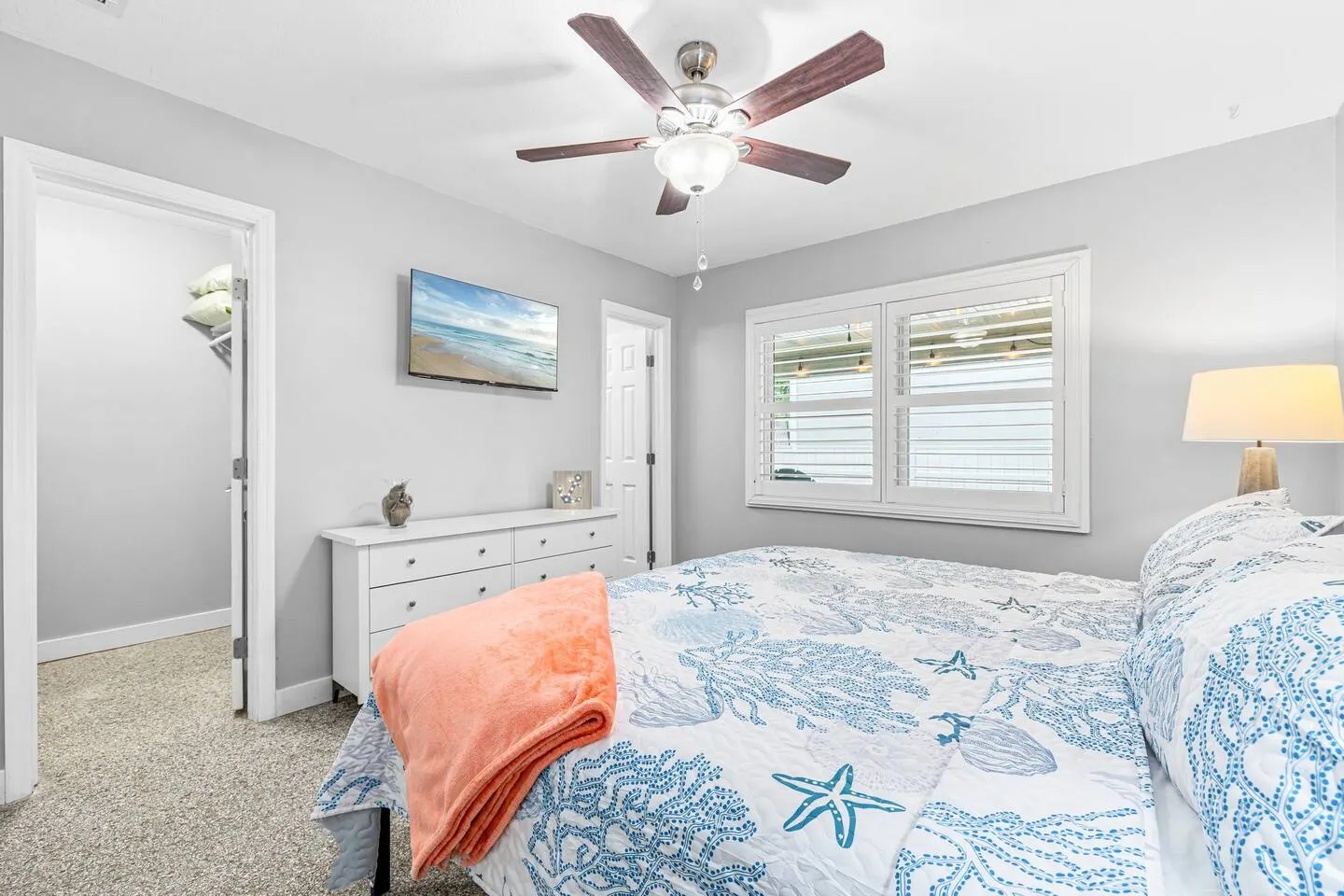 3BR Madeira Beach Getaway Walk to Gulf Dogs OK 20