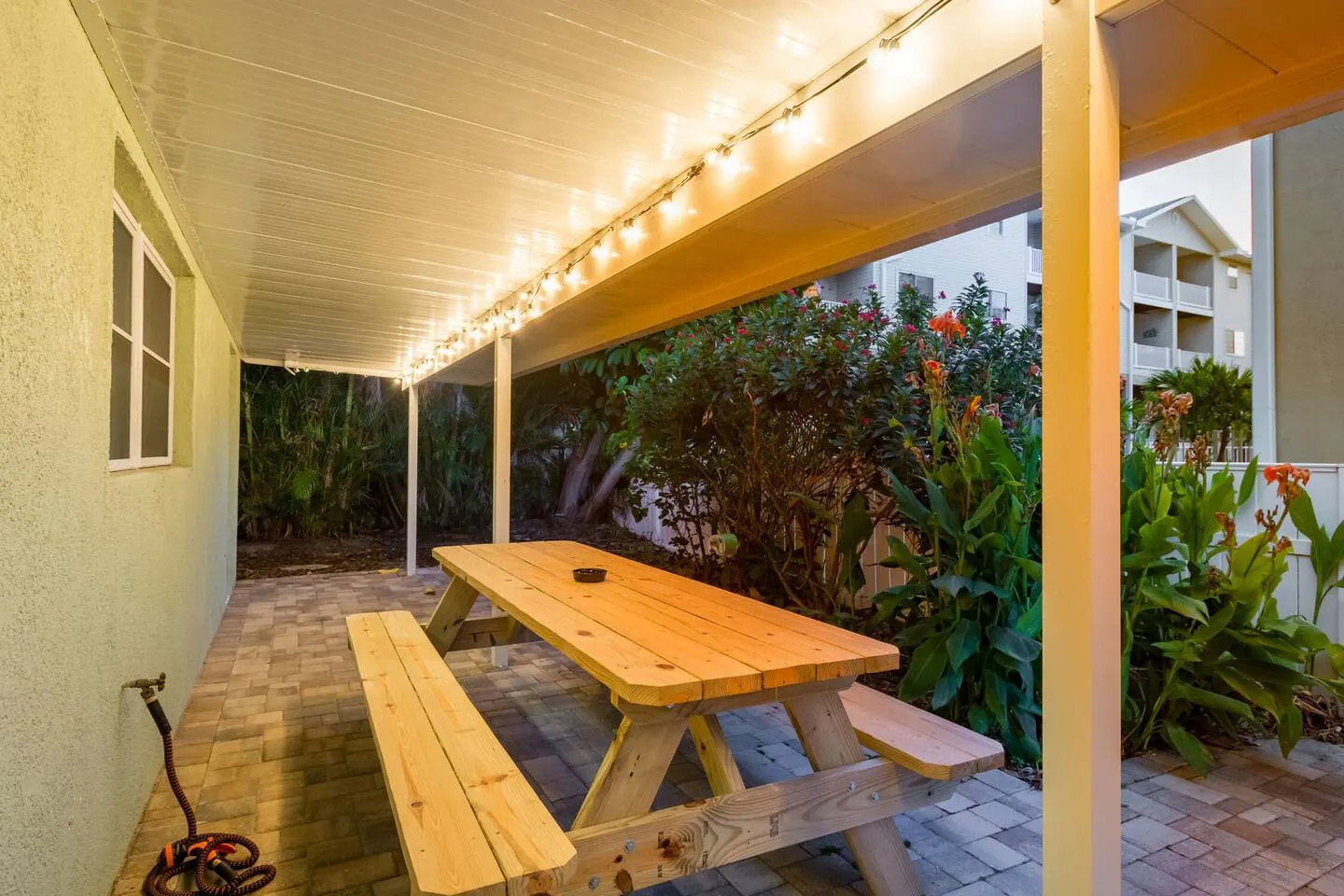 3BR Madeira Beach Getaway Walk to Gulf Dogs OK 8