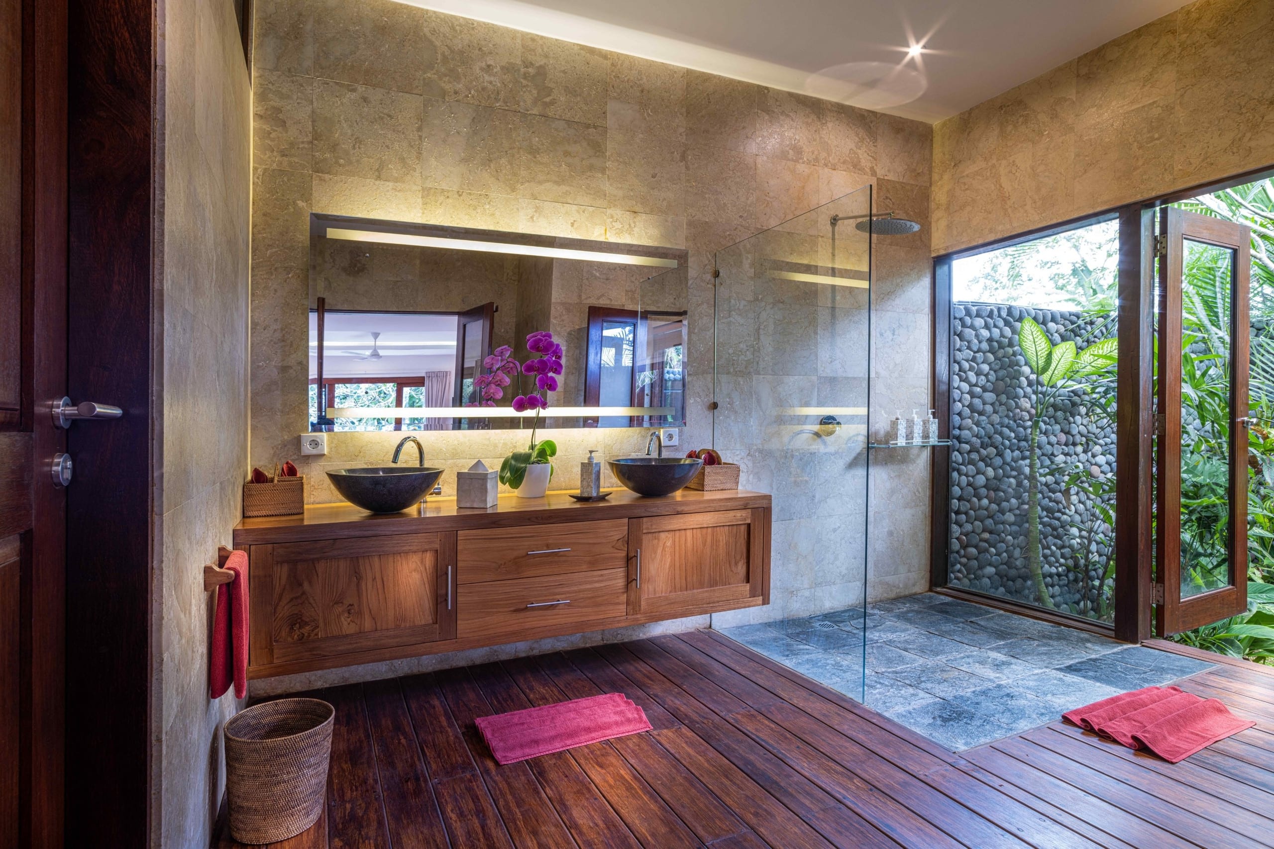 Crystal Castle, Ubud 18