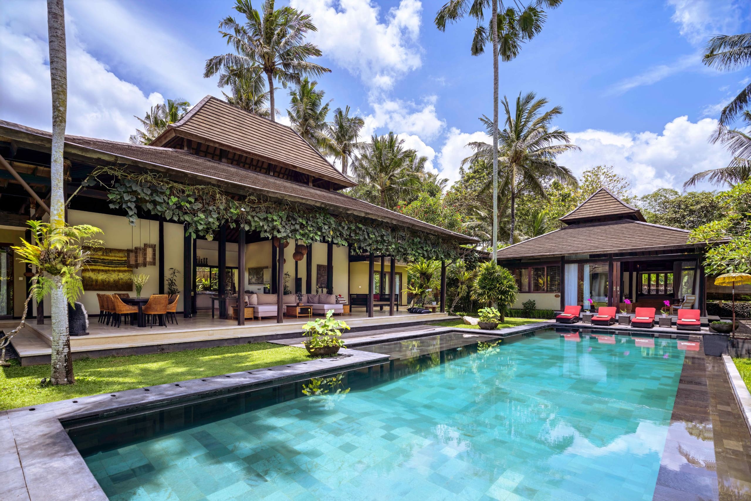 Crystal Castle, Ubud — photo 3