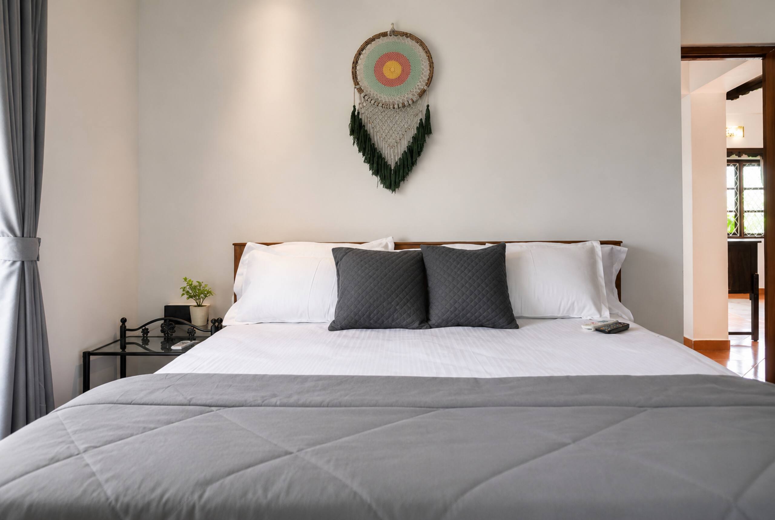 Pacific Stays - 2 bhk Goan villa with modern charm 4