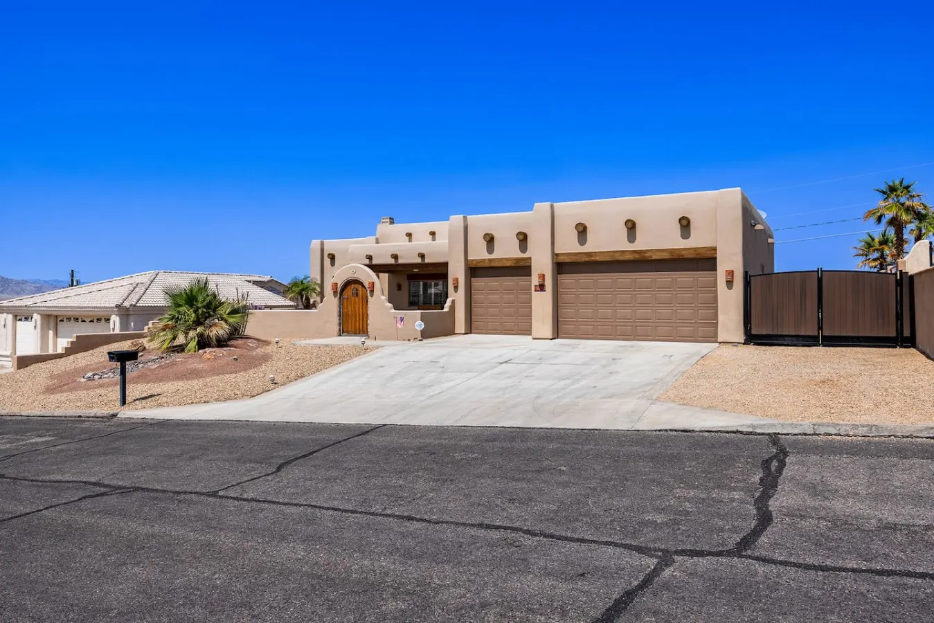 Havasu Gold Dust - Pool, Spa, OutdoorTV, Views — photo 3