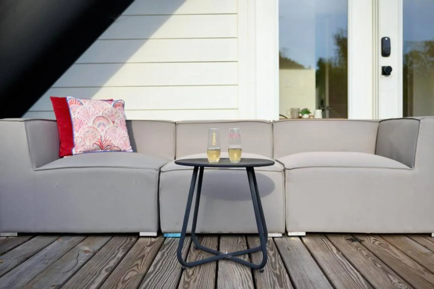 Sky Deck - New Build - Downtown - Fenced - FirePit 10