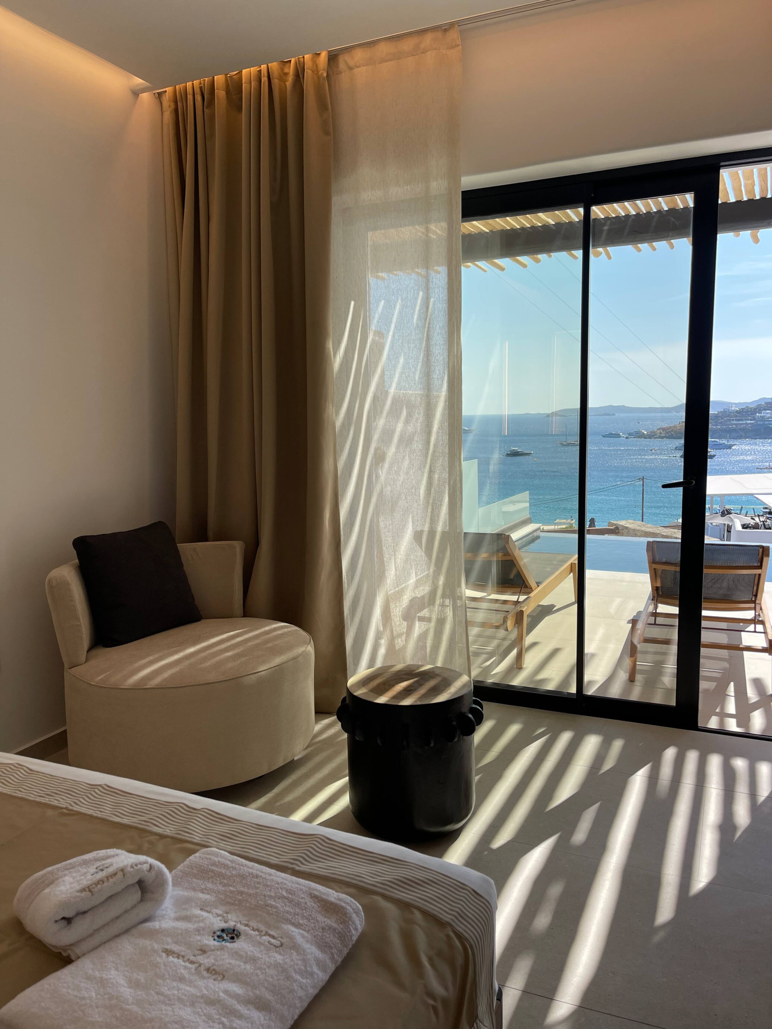 Seethroughmykonos,\nDeluxe Suite With private pool 9