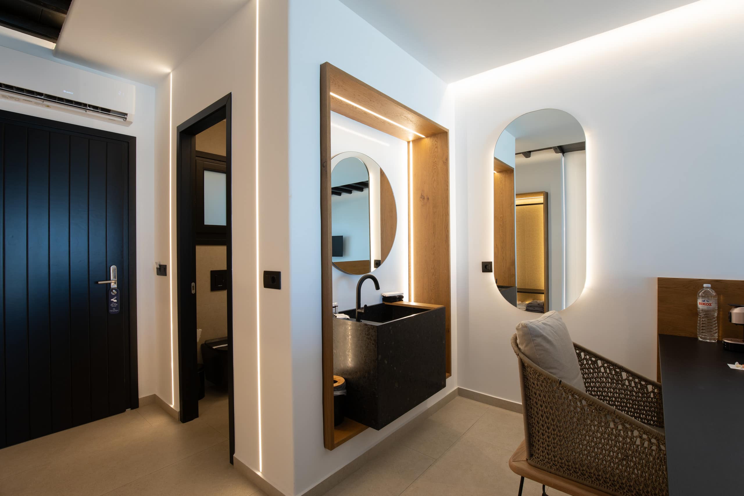 Seethroughmykonos,\nDeluxe Suite With private pool 25