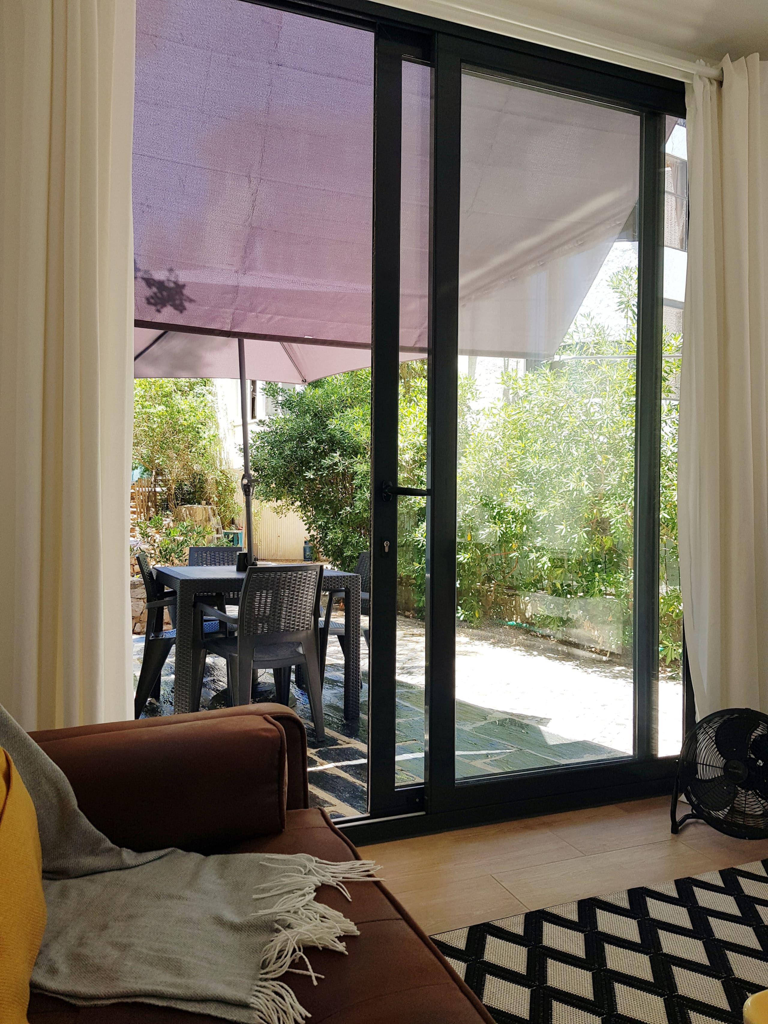 Independent apartment with a relaxing patio 13