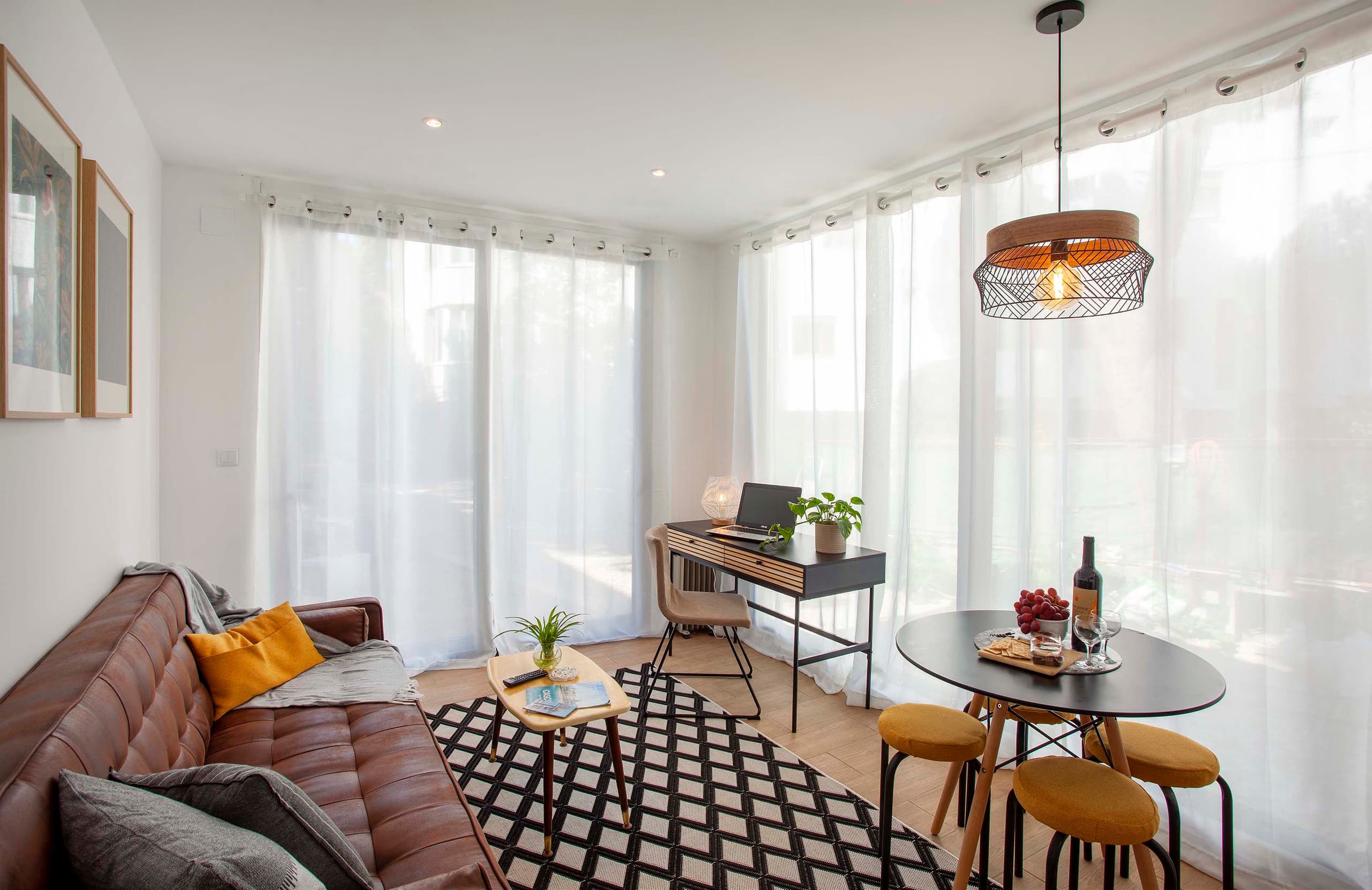 Independent apartment with a relaxing patio 8