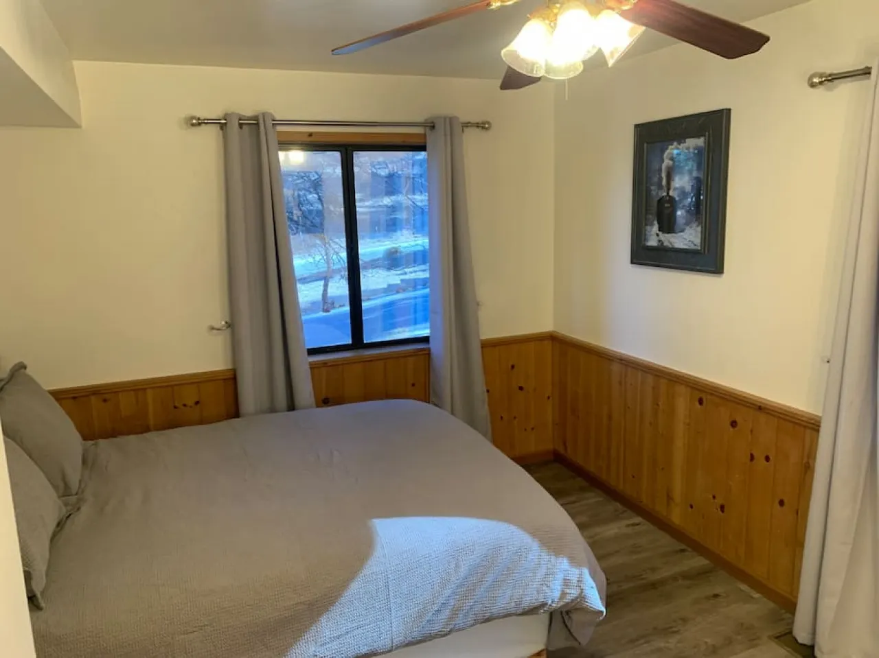 Lake-View Lodge Cabin #7 ( 2 BR Near The Village) 10