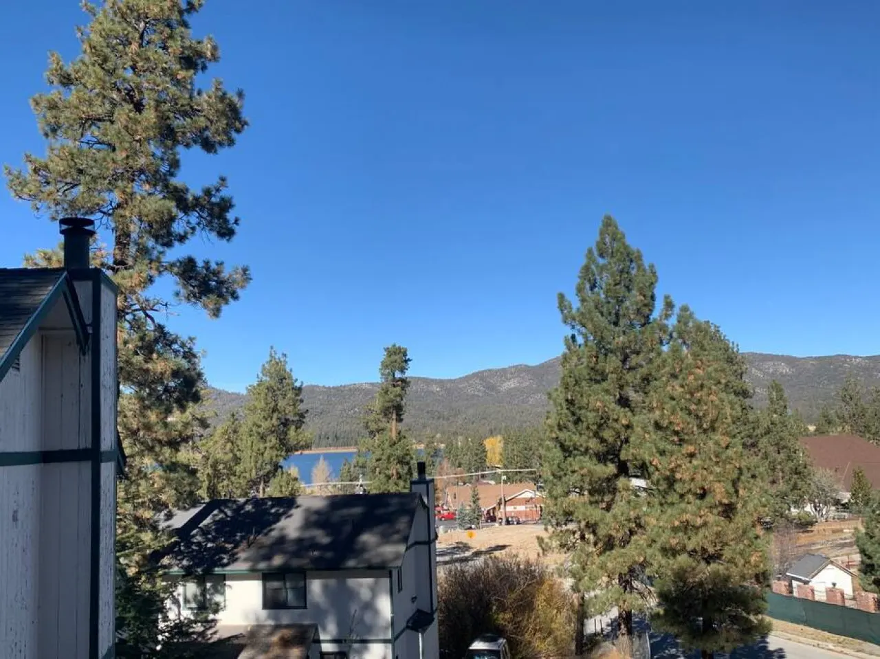 Lake-View Lodge Cabin #7 ( 2 BR Near The Village) 6