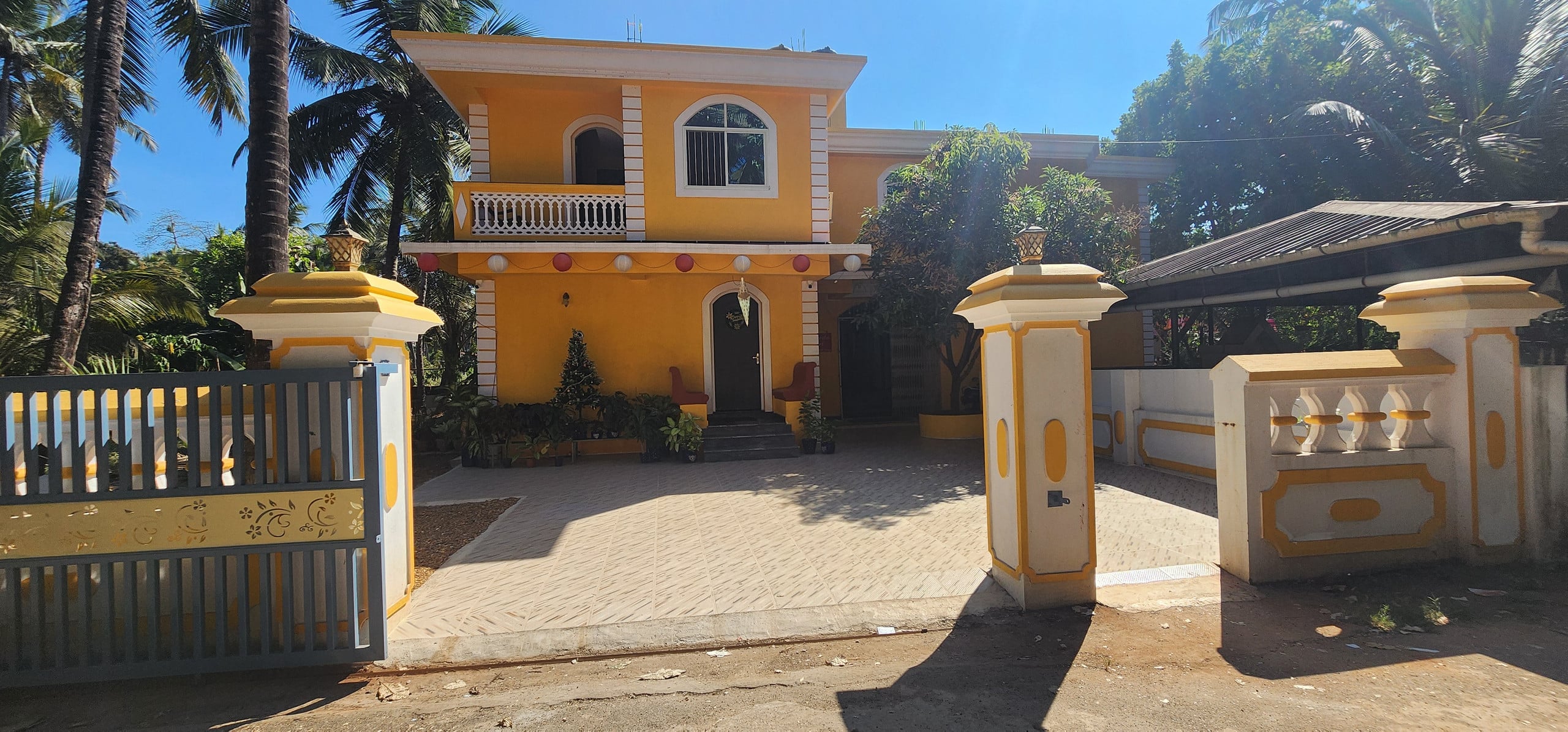 1BHK peaceful studio R2 AC WiFi. 2km Beach 14