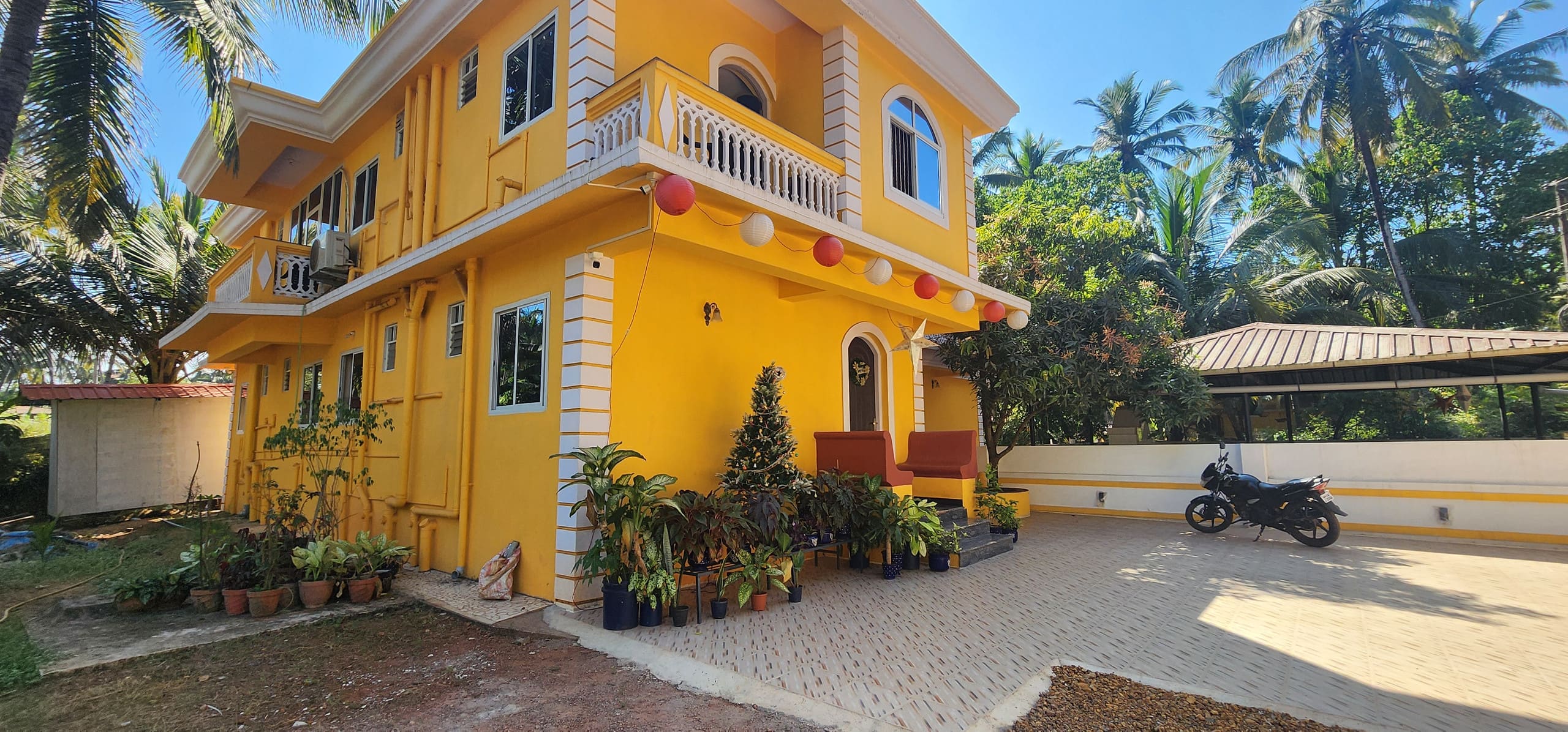 1BHK peaceful studio R2 AC WiFi. 2km Beach 15