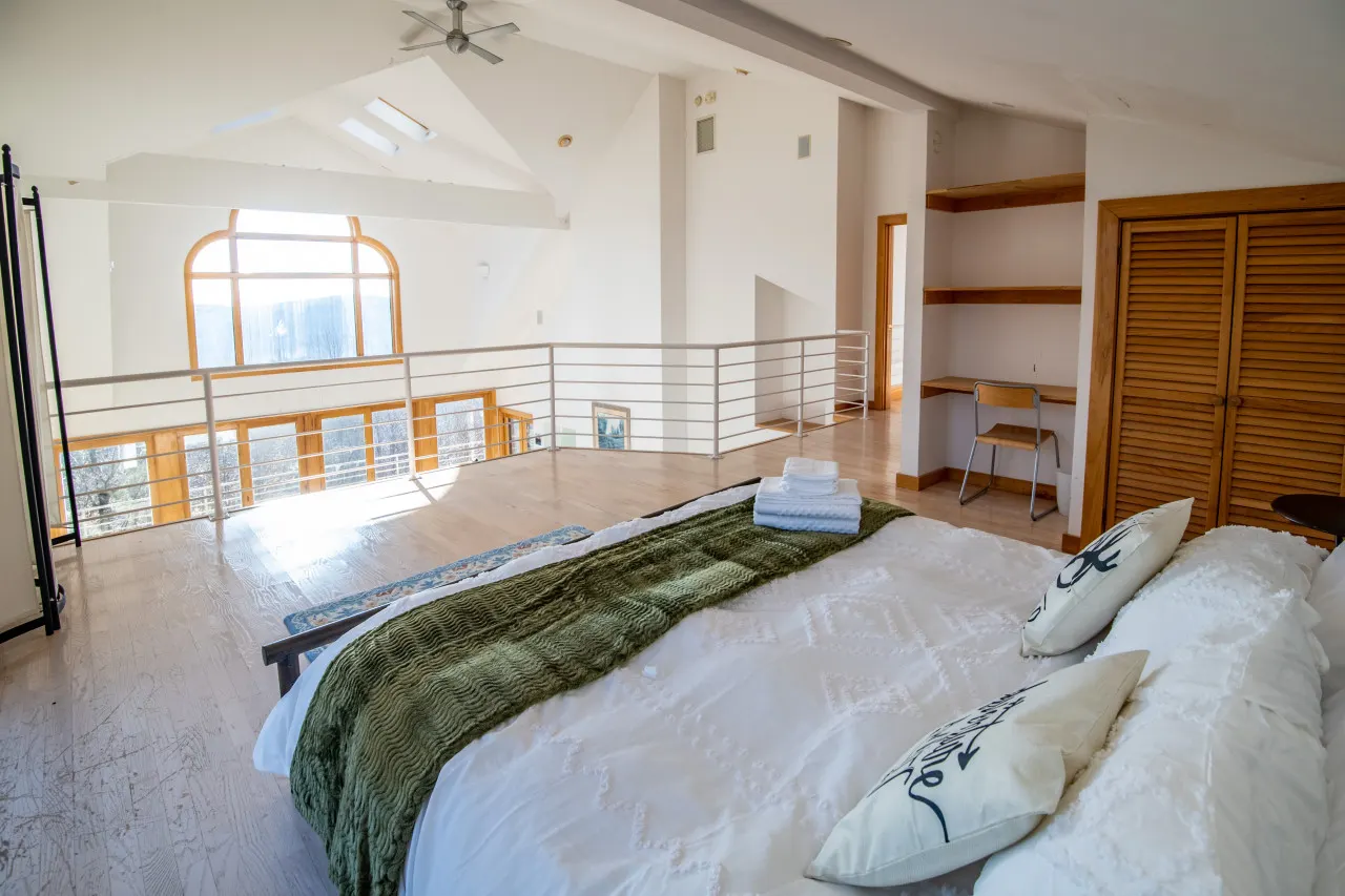 Amazing Mountain Views: Countryside Retreat 10